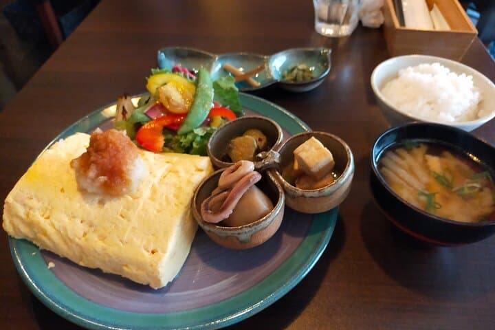 Kyoto Kyo-Yuzen Craft Workshop Day Tour and Sake Brewery Visit — photo 5