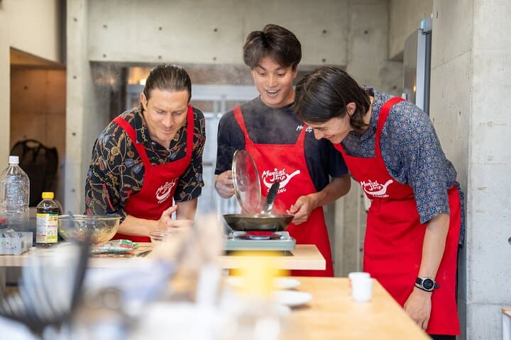 Osaka Home Feast Cooking and Sake Experience — photo 2