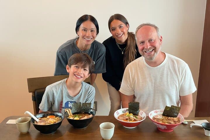 Cozy Tokyo Class: Ramen, Sushi, Sake Pairing & Cultural Exchange — photo 6