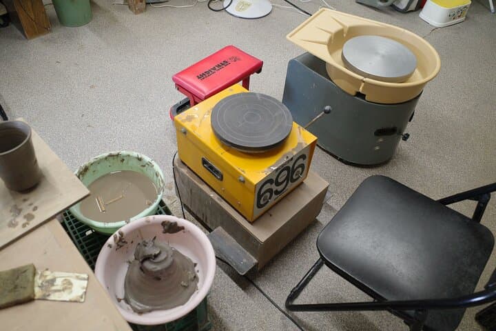 Premium Electric Pottery Wheel Experience — photo 6