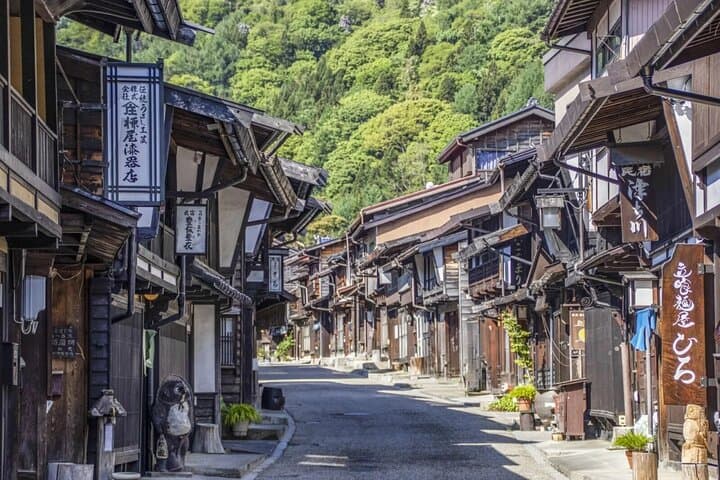 1 Day Tour From Nagano to Matsumoto Castle and Narai-Juku — photo 2