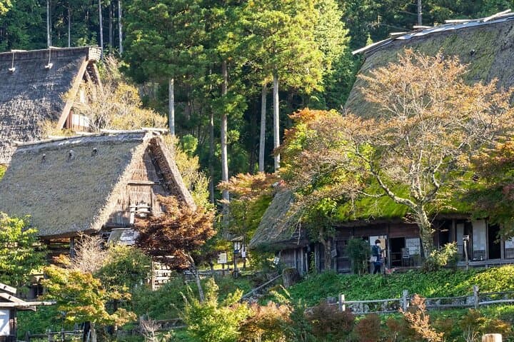 1-Day Tour from Takayama: Hida Folk Village, Caves & Ropeway — photo 6