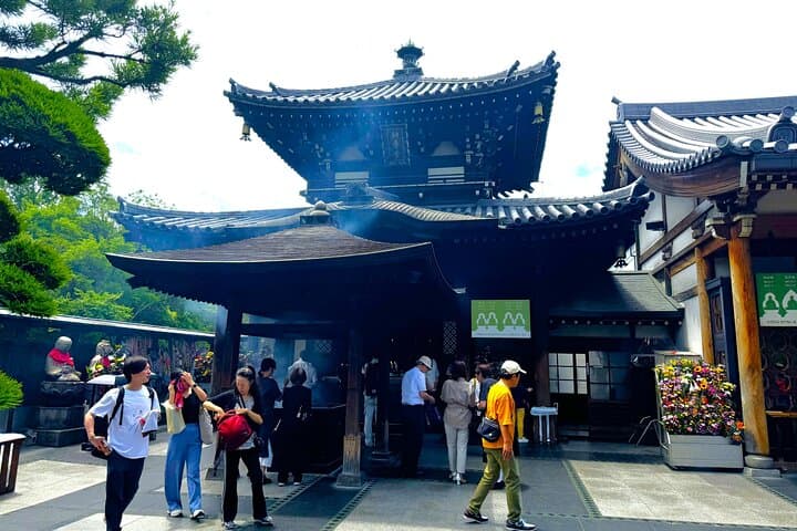 Osaka Oldest Buddhist District Tour - Shitennoji & Isshinji — photo 5
