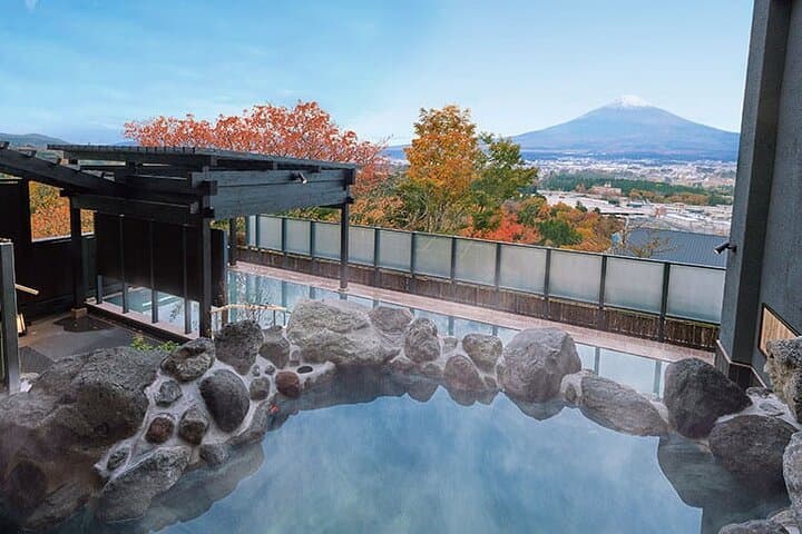 Enjoy Mt. Fuji View and free time shopping at Gotemba Outlets! — photo 8