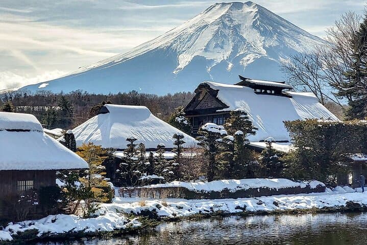 Custom Guided Day Tour to Mt. Fuji with English-Speaking Driver — photo 2