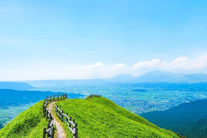 Kyushu Kumamoto and Mt. Aso Volcano Castle Day Tour From Fukuoka — photo 13