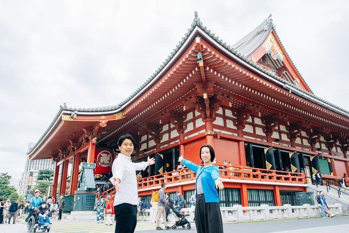Tokyo : Hand-Roll Sushi Class, Skytree view & Asakusa Tour — photo 1
