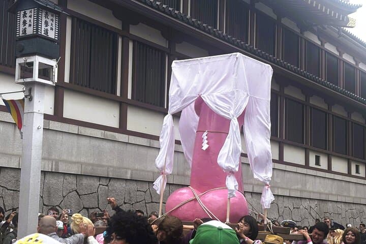 Unique Shinto Experience at Sexual Well-Being Shrine in Kawasaki — photo 7