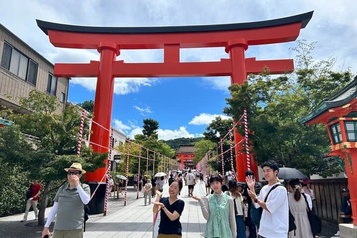 Crowd-Free Kyoto: Fushimi Inari, Nijo Castle & Kinkaku-ji — photo 1