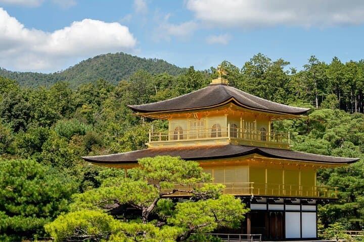 Crowd-Free Kyoto: Fushimi Inari, Nijo Castle & Kinkaku-ji — photo 3