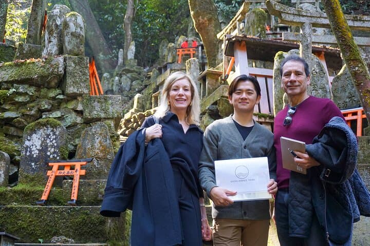 Kyoto: Fushimi Inari Hidden Hike (Private) — photo 4