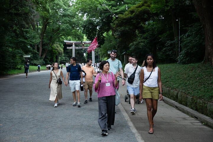 Harajuku Meiji Shrine Walking Tour in Tokyo — photo 1