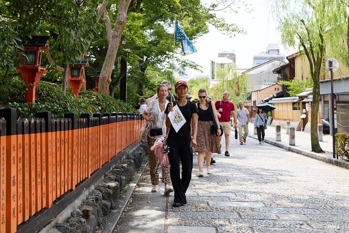 Kyoto Gion & Higashiyama Historical Walking Tour — photo 5