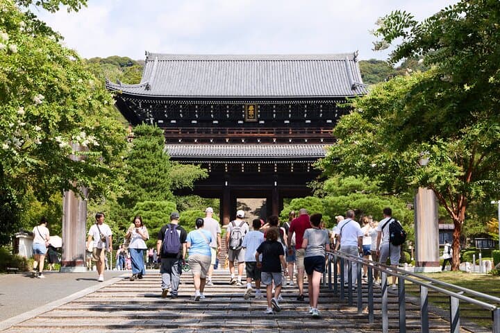 Kyoto Gion & Higashiyama Historical Walking Tour — photo 8