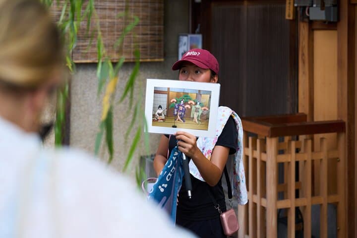 Kyoto Gion & Higashiyama Historical Walking Tour — photo 4