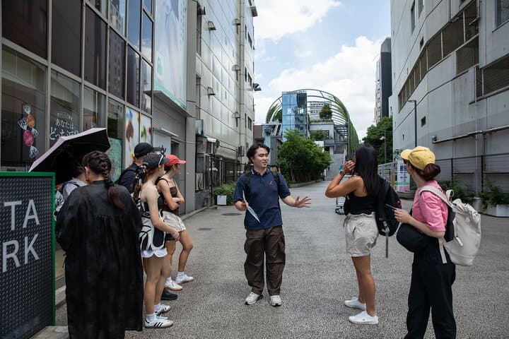 Tokyo Shibuya Crossing & Hidden Streets Walking Tour — photo 6