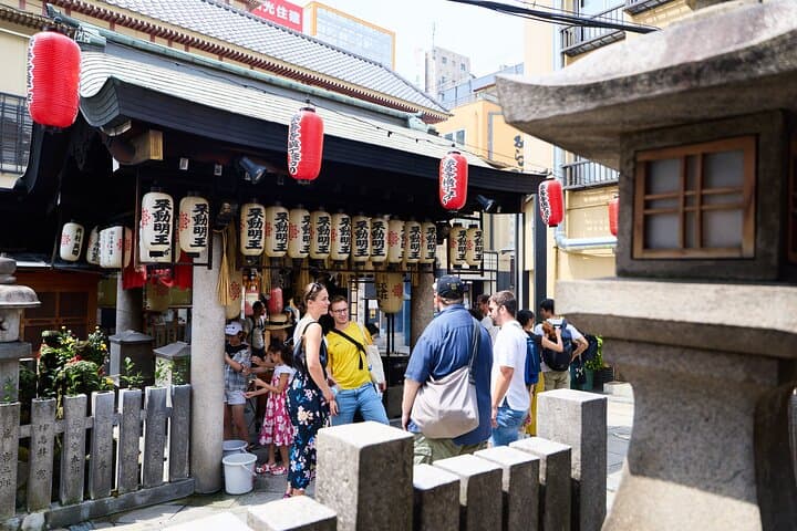 Osaka Walking Tour: Dotonbori, Kuromon Market & Street Food — photo 4