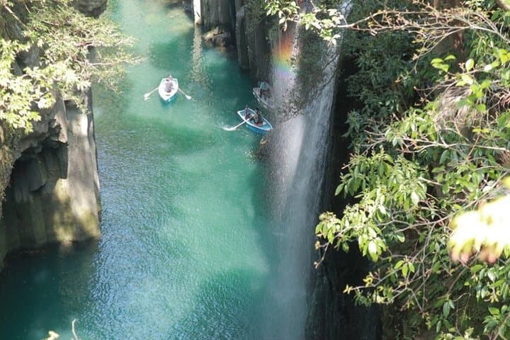 Kumamoto Route 1 Day Bus Trip: Takachiho Gorge and Local Lunch — photo 2