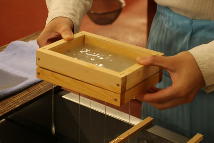Korankei and Obara Bus Tour Papermaking Experience Course — photo 5