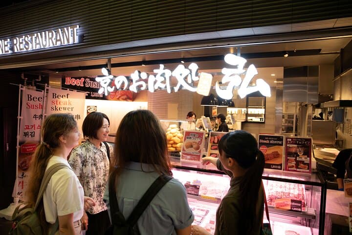 Kyoto Nishiki Market Food and Culture Walking Tour (5 Tastings) — photo 18