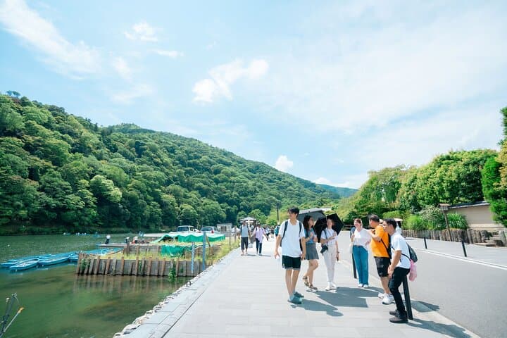 Kyoto Arashiyama Tour: Iconic Sights and Hidden Treasures — photo 12