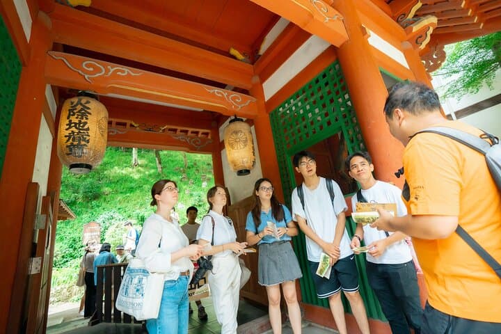 Kyoto Arashiyama Tour: Iconic Sights and Hidden Treasures — photo 4