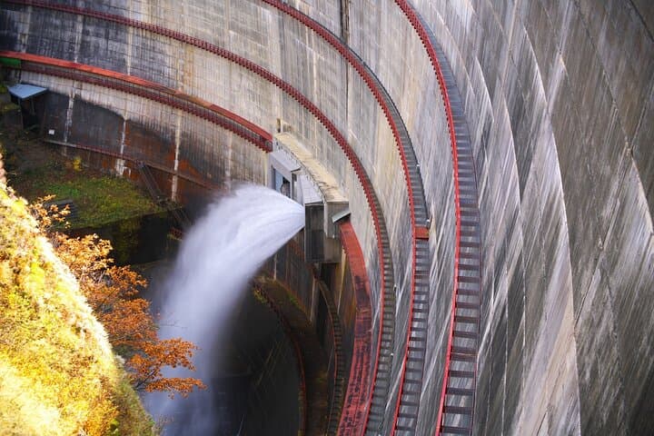 Autumn Tour from Sapporo Hoheikyo Dam and Hoheikyo Onsen — photo 5