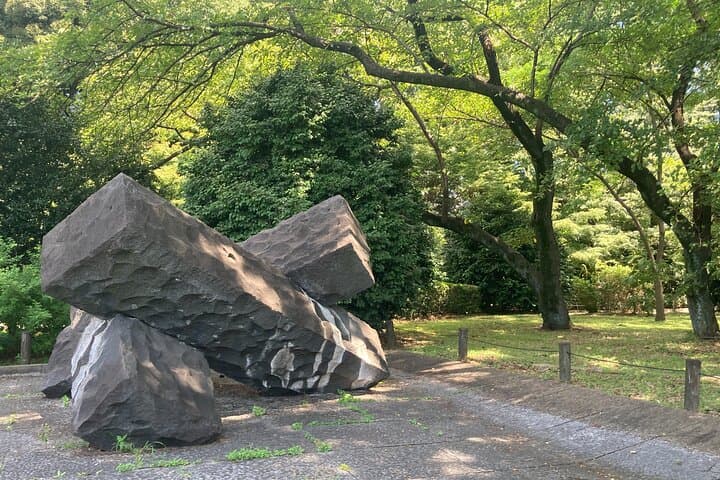 Imperial Palace Historical Walking Tour with an expert guide — photo 17