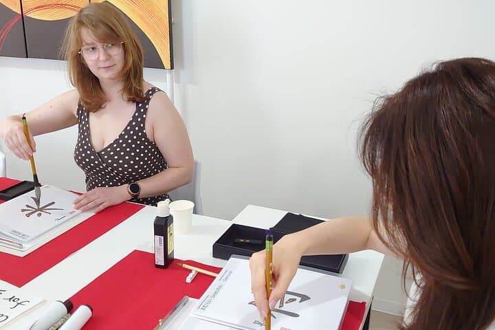 Traditional Calligraphy Experience near Dotonbori — photo 6
