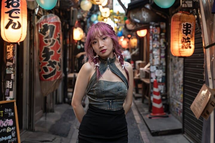 Street Photoshoot at Tokyo Iconic Spots with Pro Photographer — photo 8