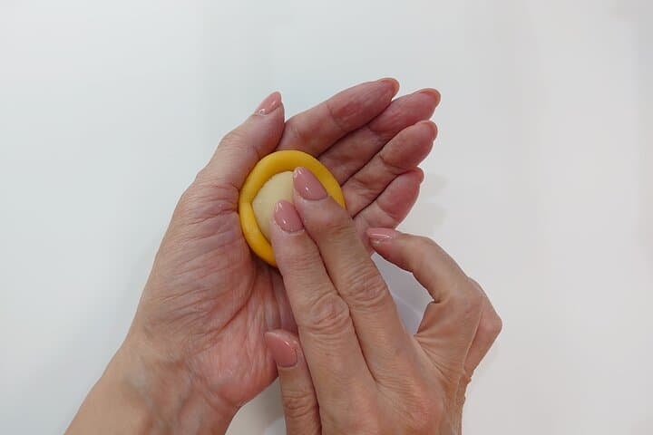 Beautiful Wagashi (Japanese Sweet) Making Class — photo 6