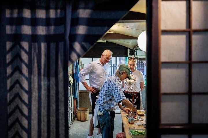 Japanese Cooking Class with Local Family in Takayama Old Town — photo 12