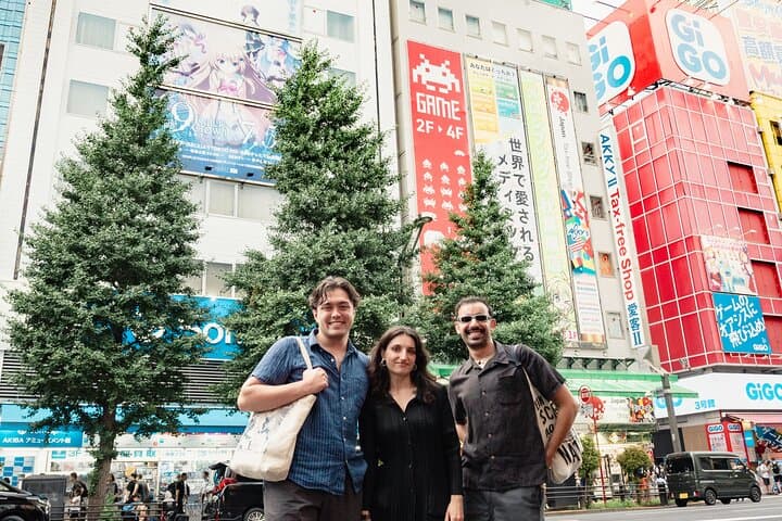 Akihabara Pop Culture Tour with Maid Café and UFO Catcher Fun — photo 4
