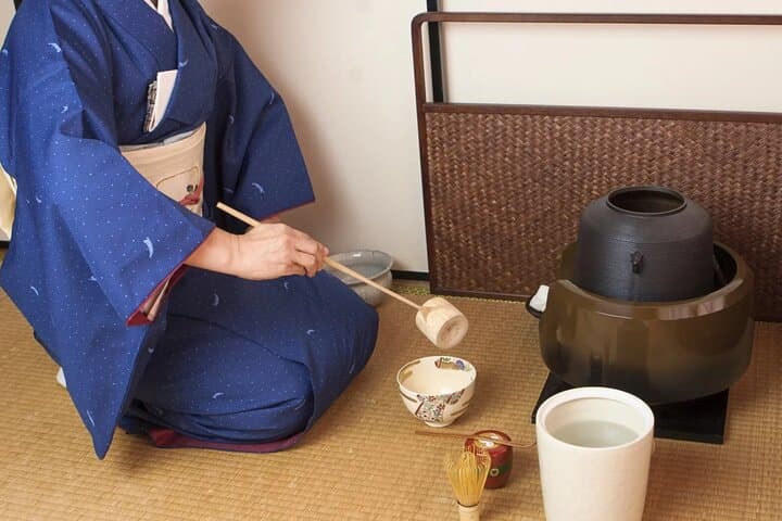 Walking Tour in Yanaka Nezu and Sendagi: Tea Ceremony & Old Tokyo — photo 4
