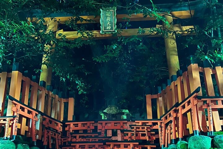 Higashiyama Private Walking Tour — Explore Kyoto with Two Locals — photo 2
