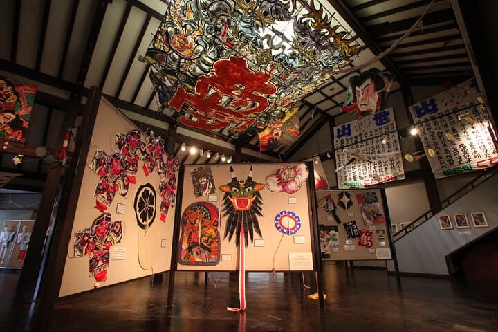 Uchiwa Fan Making and Uchiko Town Historical Stroll — photo 2