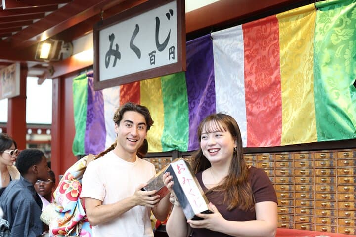 Tokyo: Private Asakusa Walking Tour with Sensoji Temple — photo 16