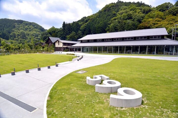 Walking Tour Mount Takao : Nature and Tradition in Tokyo — photo 5