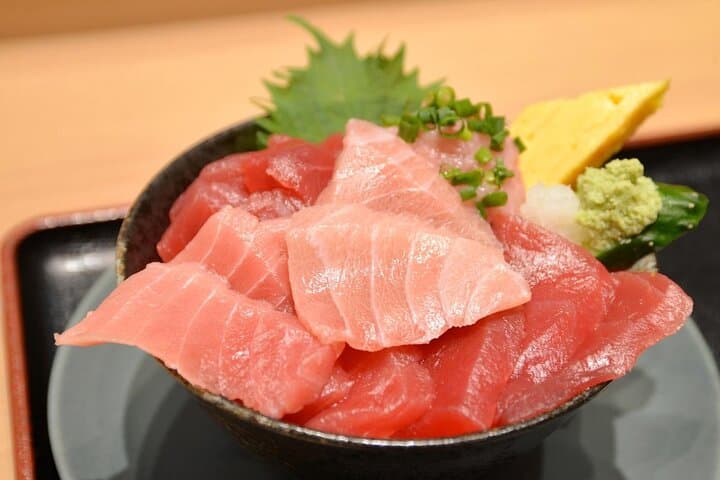 Tokyo Tsukiji Fish Market Food & Culture Walking Tour — photo 9