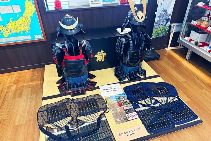 Samurai Armor Dress Up and Castle Tour in Kishiwada Osaka — photo 9