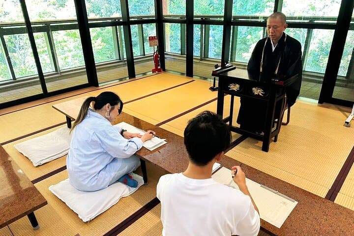 Zen Meditation and Sutra Copying Tour in Osaka Ikeda — photo 2