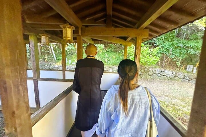 Zen Meditation and Sutra Copying Tour in Osaka Ikeda — photo 7