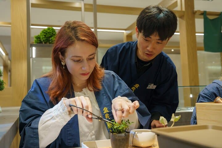 Tokyo: Bonsai Making Experience with Bonsai Master — photo 1