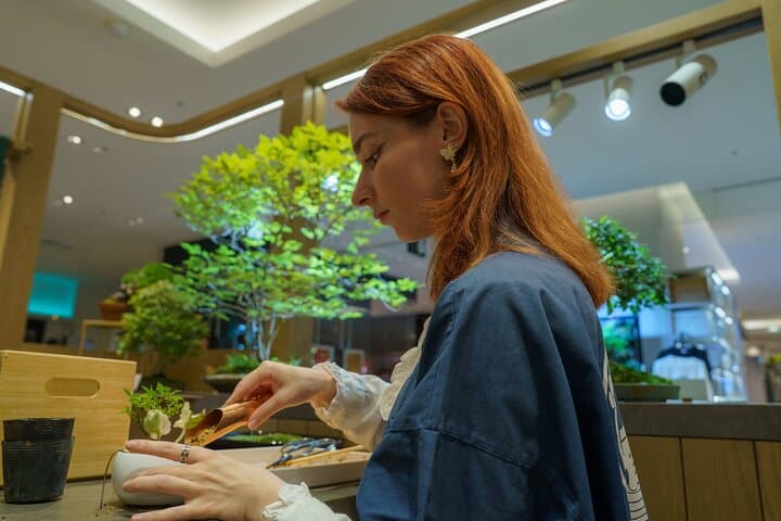 Tokyo: Bonsai Making Experience with Bonsai Master — photo 8