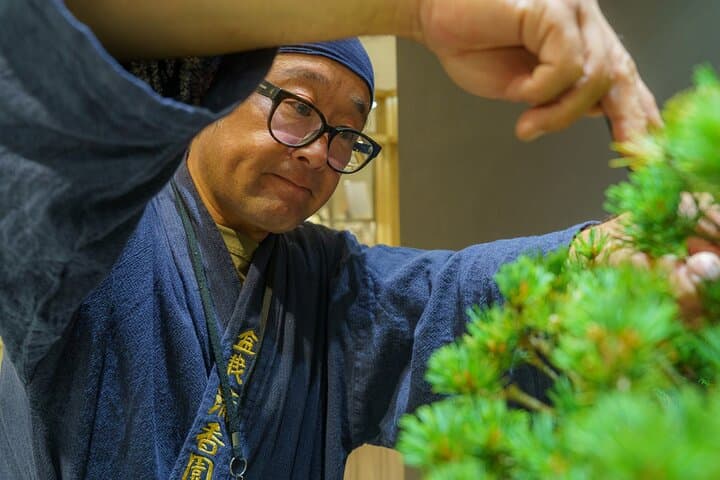 Tokyo: Bonsai Making Experience with Bonsai Master — photo 12