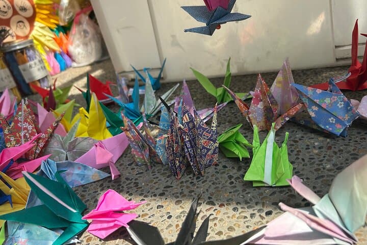 Origami Peace Experience in Hiroshima: Fold and Dedicate a Crane — photo 10