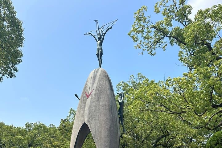 Origami Peace Experience in Hiroshima: Fold and Dedicate a Crane — photo 7
