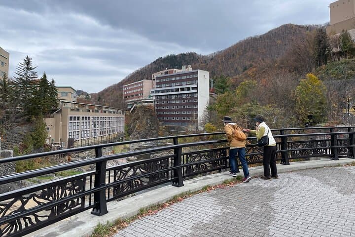 Sapporo: Jozankei Onsen Walk with Temple & Cave Visit — photo 2