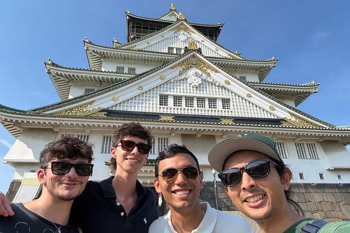 Osaka Castle Tower Guided Tour in 90 Minutes - Group Tour — photo 6