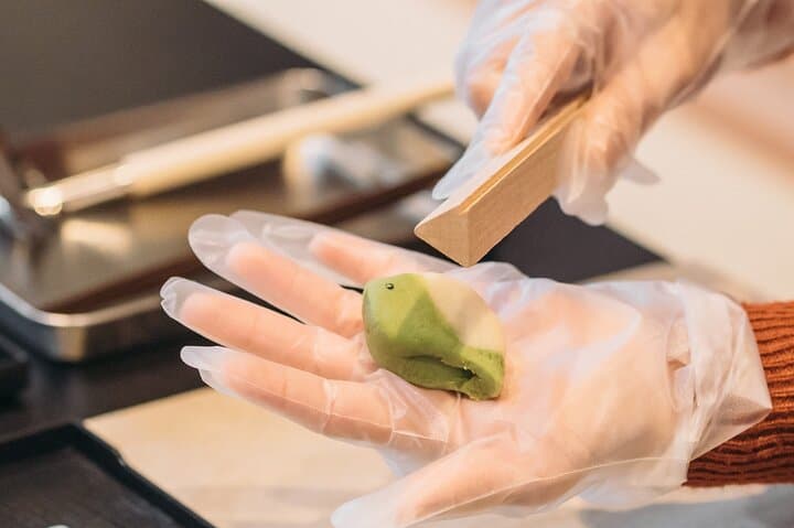 Japanese Traditional Sweets making — photo 2